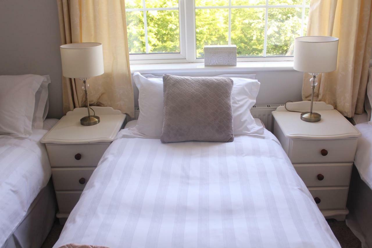 Вилла 5 Mins Walk To Carrick - Sleeps 12 - Off Road Parking - Modern House Экстерьер фото