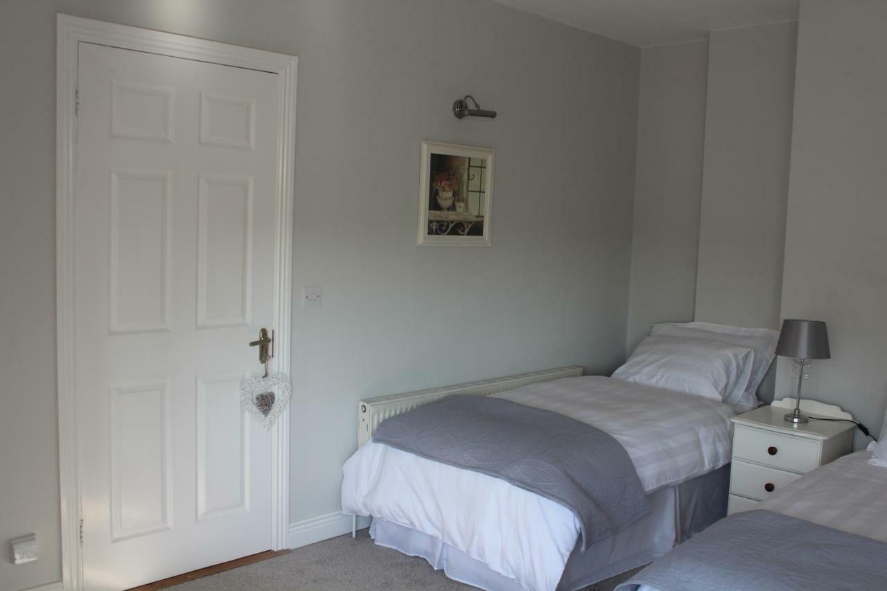 Вилла 5 Mins Walk To Carrick - Sleeps 12 - Off Road Parking - Modern House Экстерьер фото